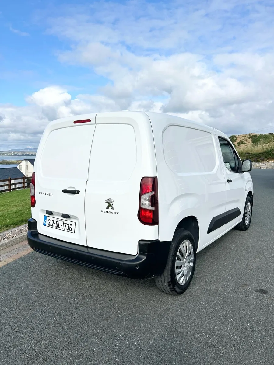2021 Peugeot Partner (New CVRT) - Image 3