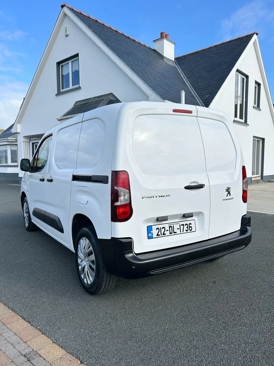 2021 Peugeot Partner (New CVRT) - Image 4