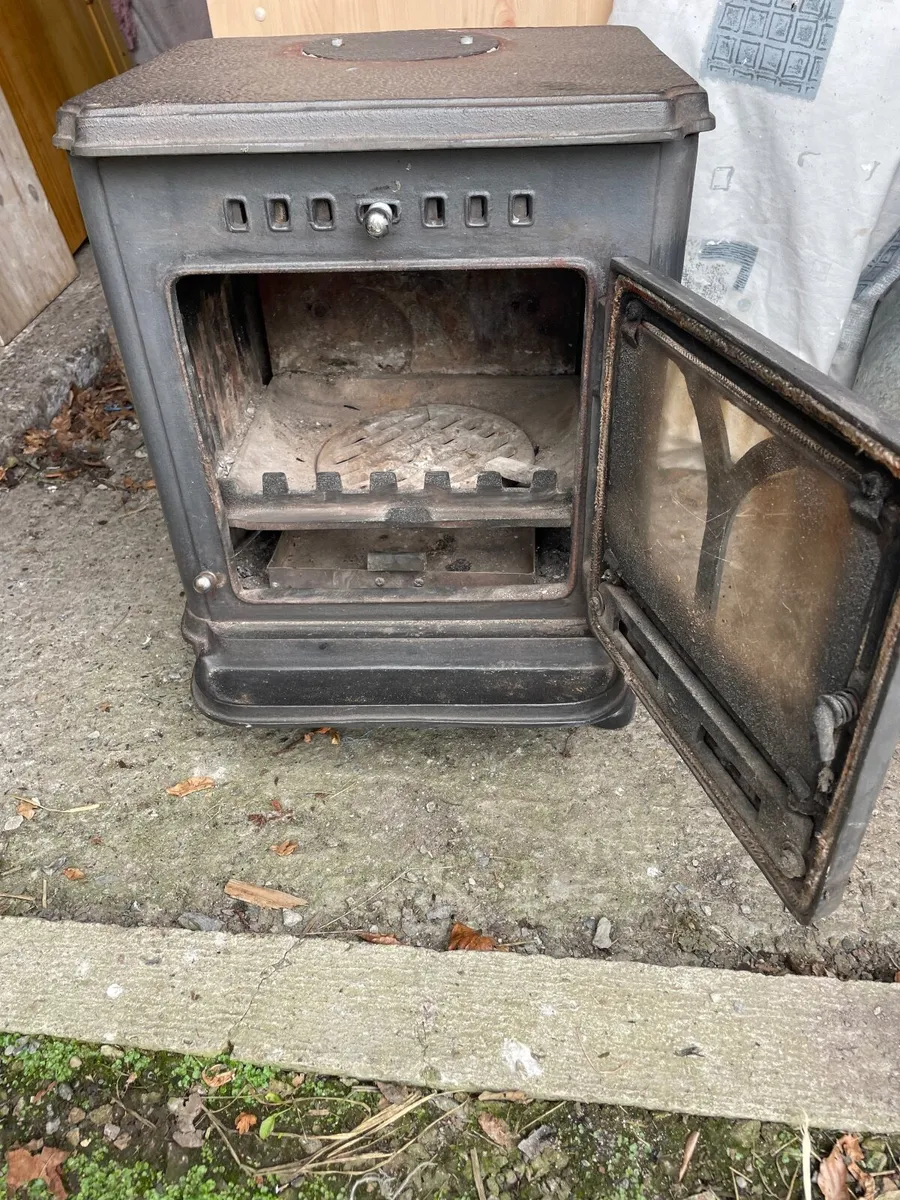 Stove - Image 2