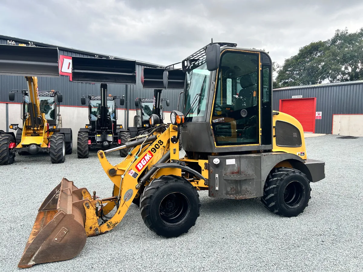 Used DGM mini loader - Image 2