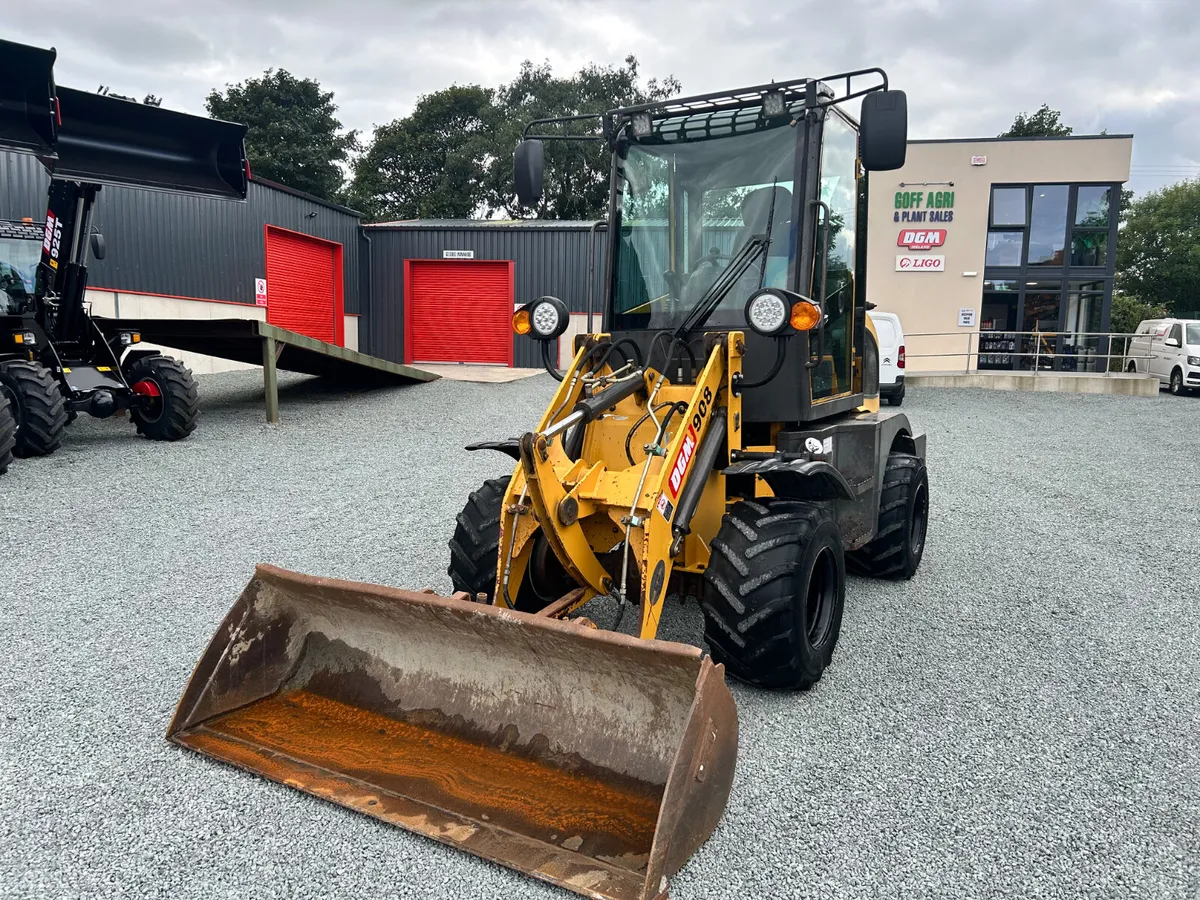 Used DGM mini loader - Image 3