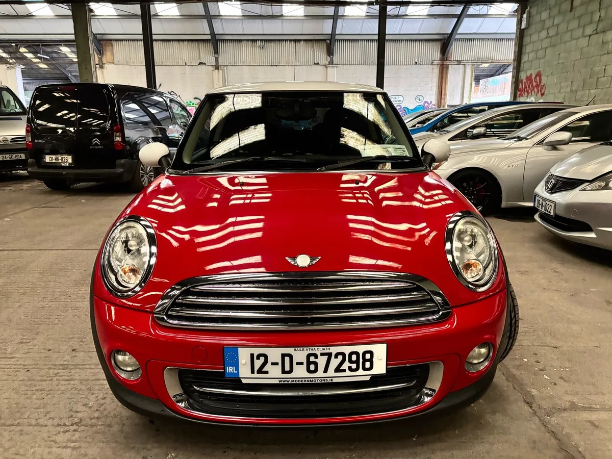 2012 MINI Cooper Automatic, 58k km! *SPORTS TRIM* - Image 2