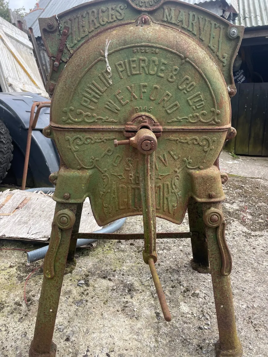 Hand Pulper - Image 1
