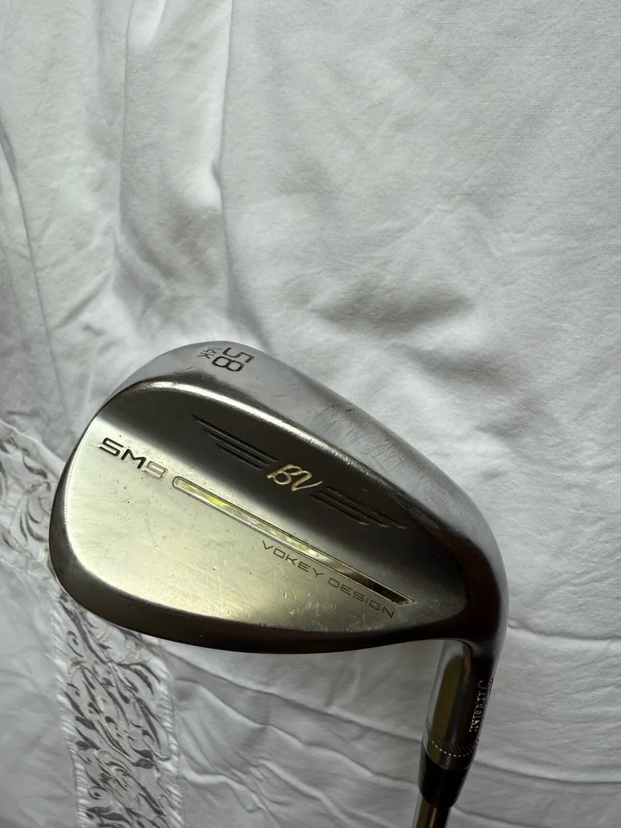 Titleist SM9 wedge 58degrees  14 degrees bounce - Image 2