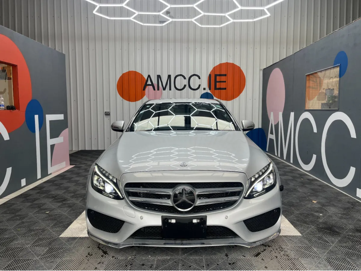 Mercedes-Benz C-Class C200 AMG LINE / 47k KMs / RE - Image 2