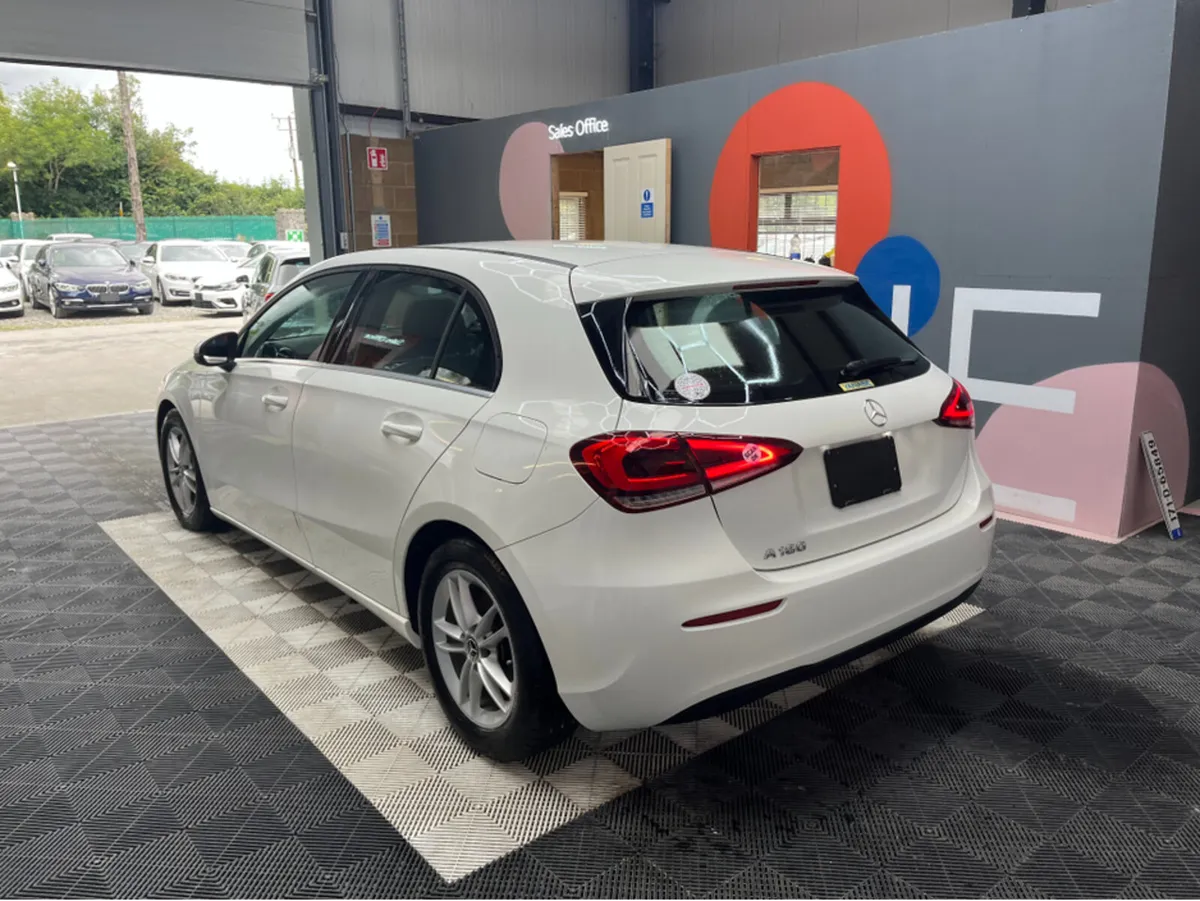 Mercedes-Benz A-Class A180 / 46k KMs / REVERSE CAM - Image 4