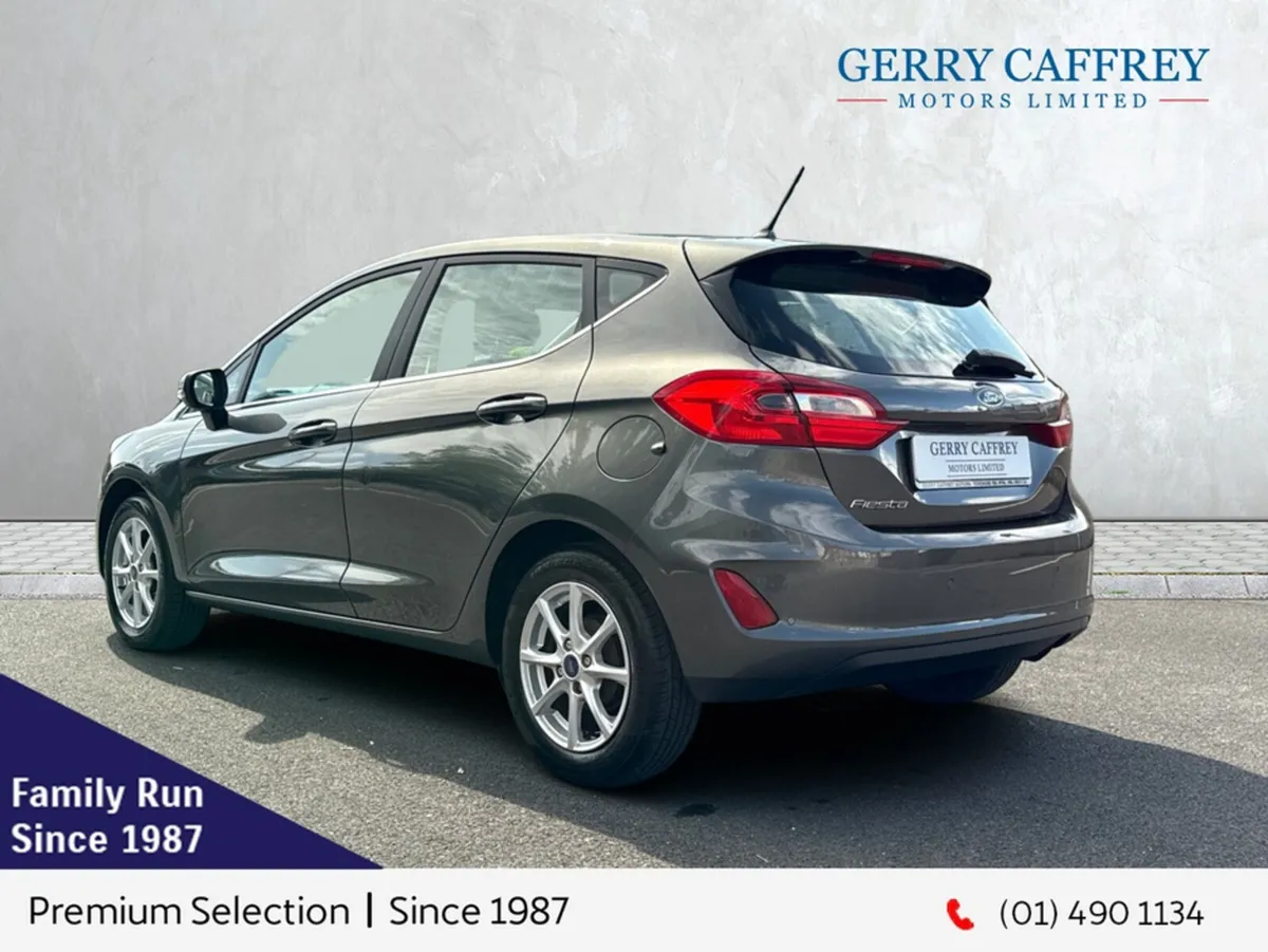 Ford Fiesta TITANIUM 1.10 85PS 5SPEED 4DR - Image 3