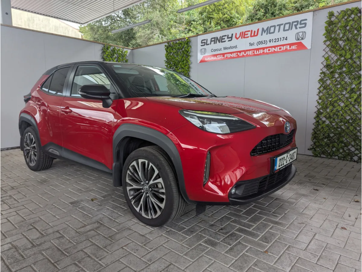 Toyota Yaris CR CROSS SOL 4DR AUTO - Image 1