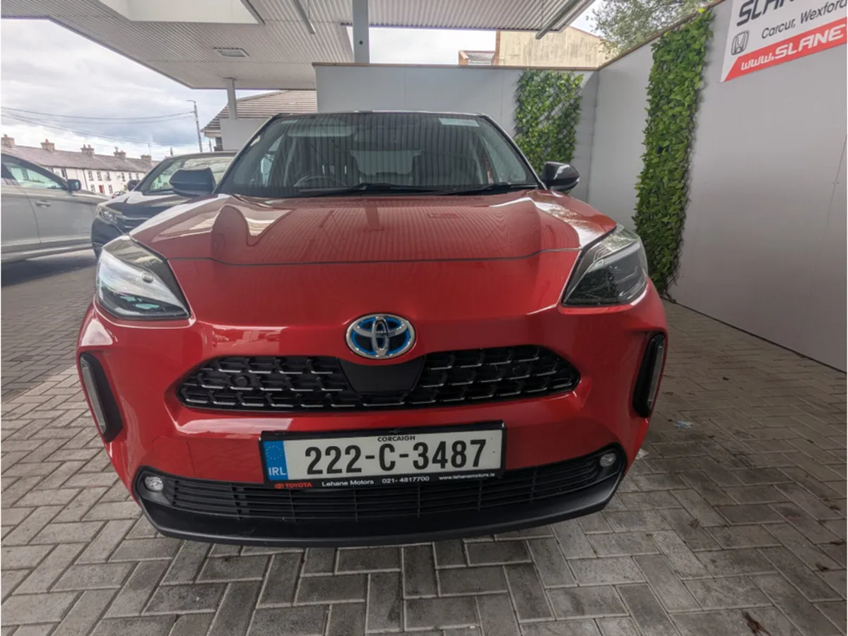 Toyota Yaris CR CROSS SOL 4DR AUTO - Image 3
