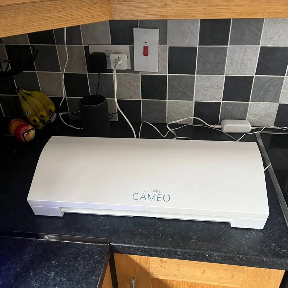 Silhouette Cameo 3 - Image 1