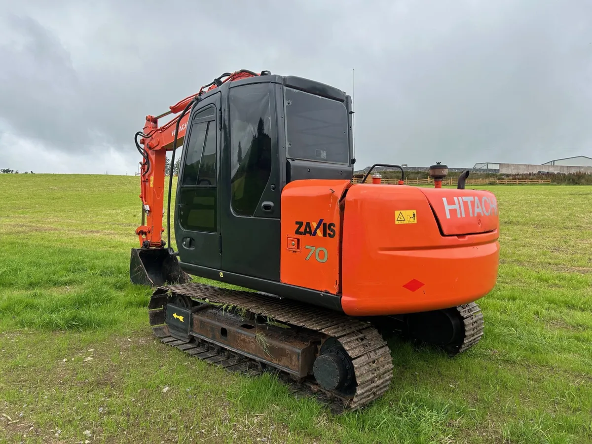 2014 Hitachi Zaxis 70 - Image 3