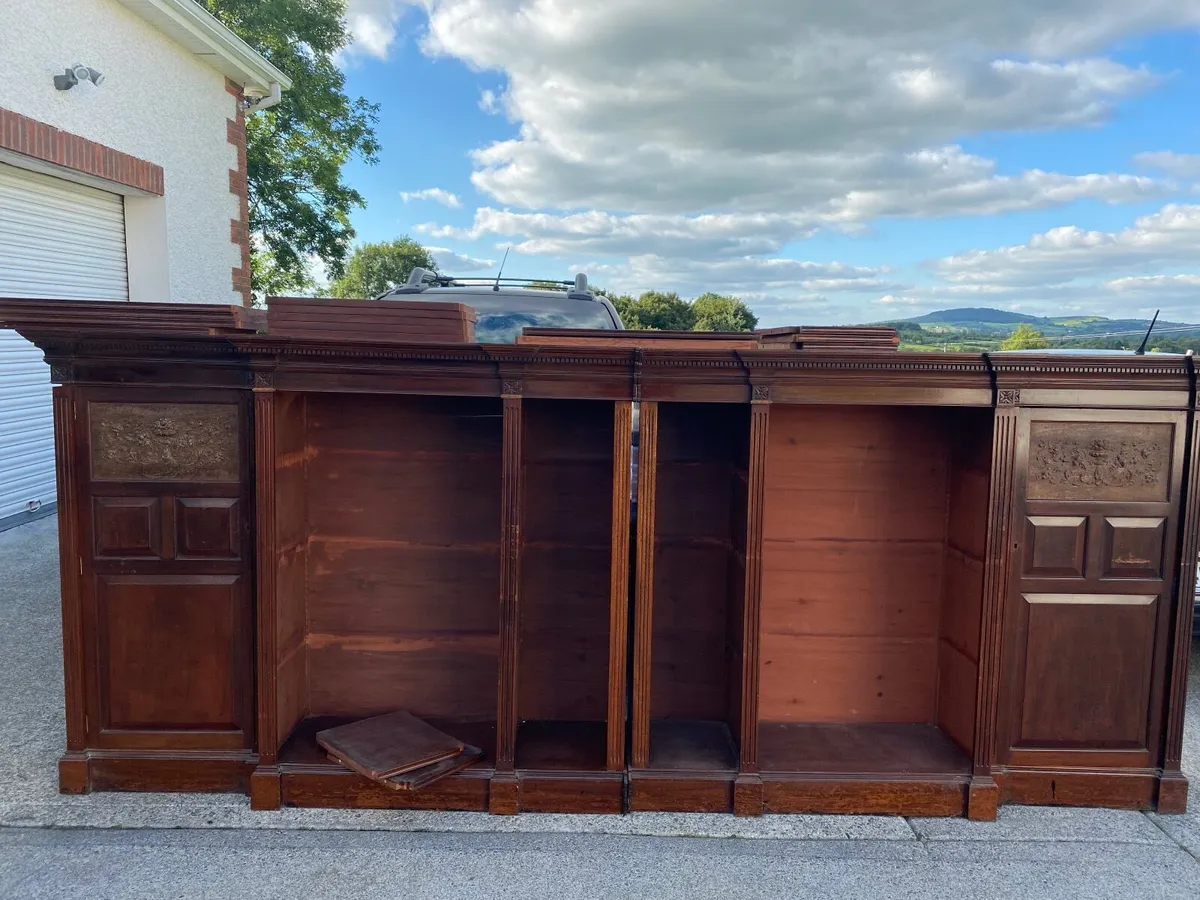 Mahogany Unit - Image 1