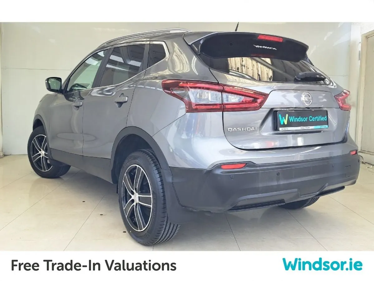 Nissan QASHQAI 1.3 PET SE - Image 4