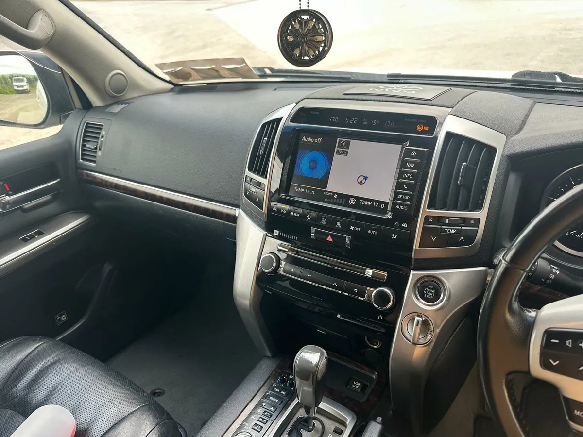 Toyota landcruiser amazon 2015 - Image 4