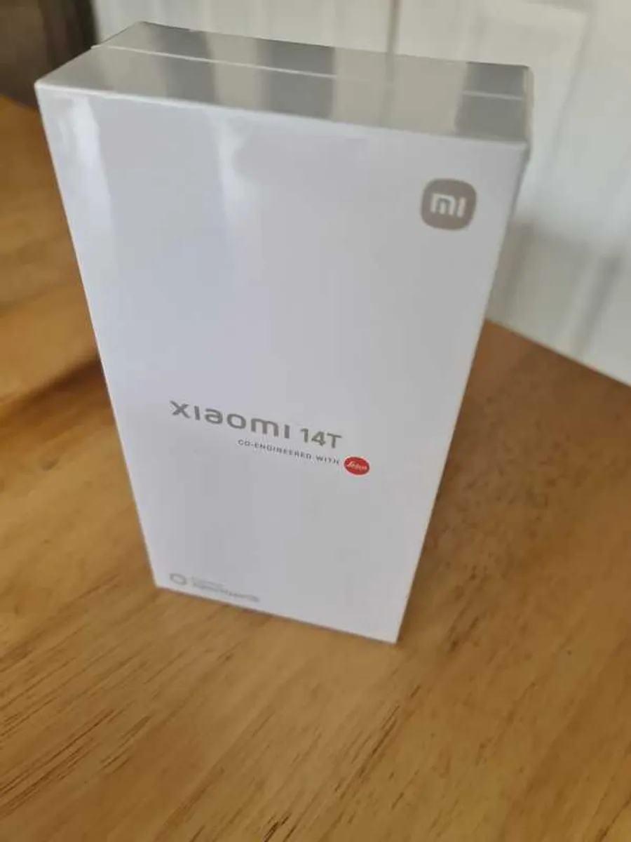 Phone - Image 1
