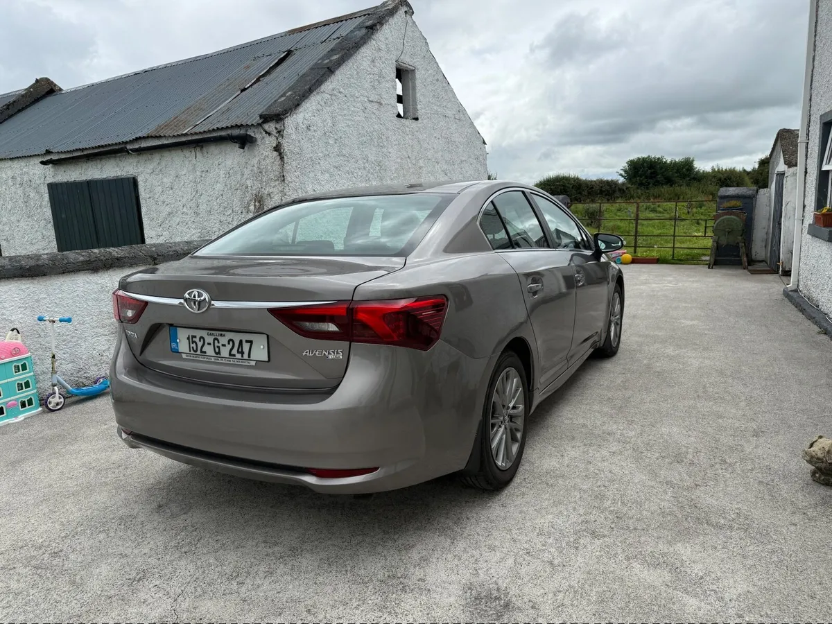 Toyota Avensis 2015 - Image 4