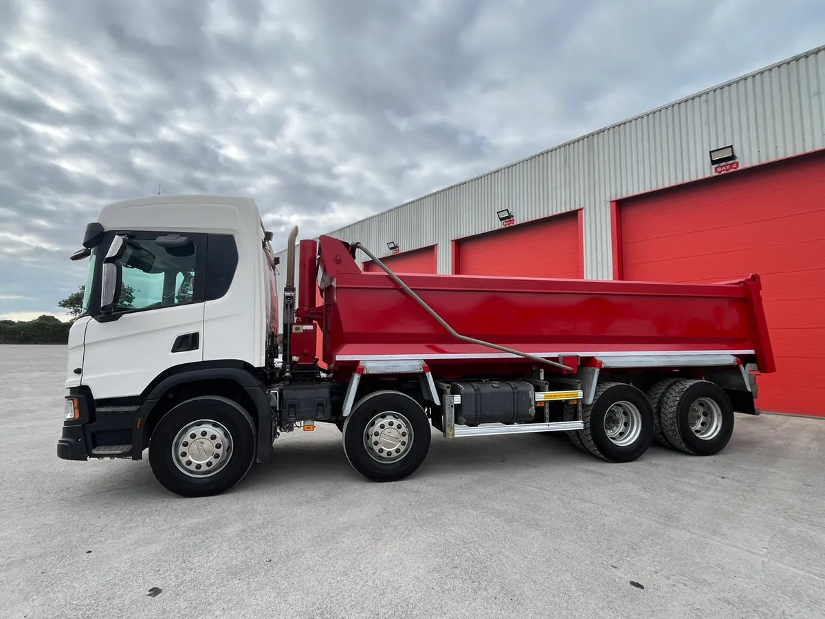 2018 Scania P410 XT 8x4 Tipper - Image 4