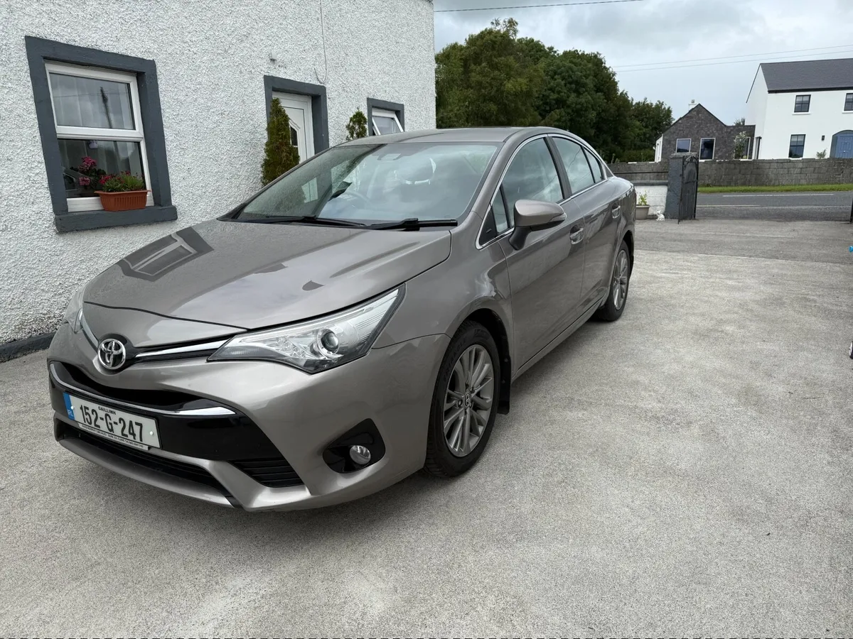 Toyota Avensis 2015 - Image 2