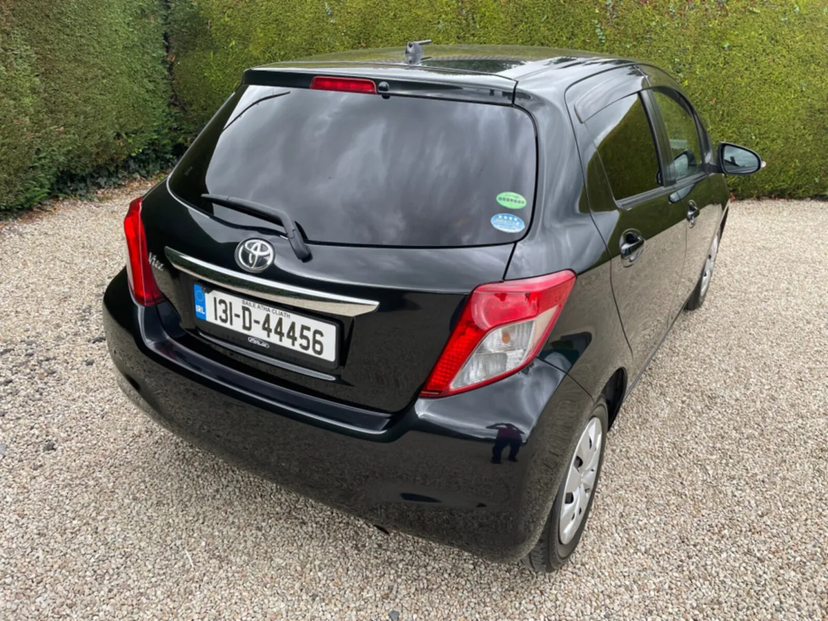 Toyota Vitz NSP130 - Image 2