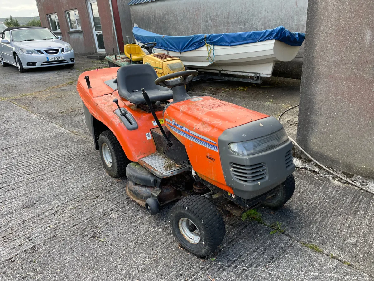 Husqvarna ct135 Lawnmower - Image 1