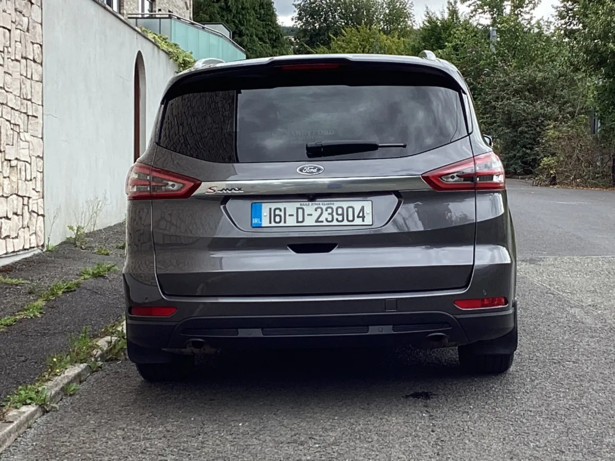 Ford S-Max Titanium 1.5 Ecobst 160PS 6SPD 4DR - Image 3