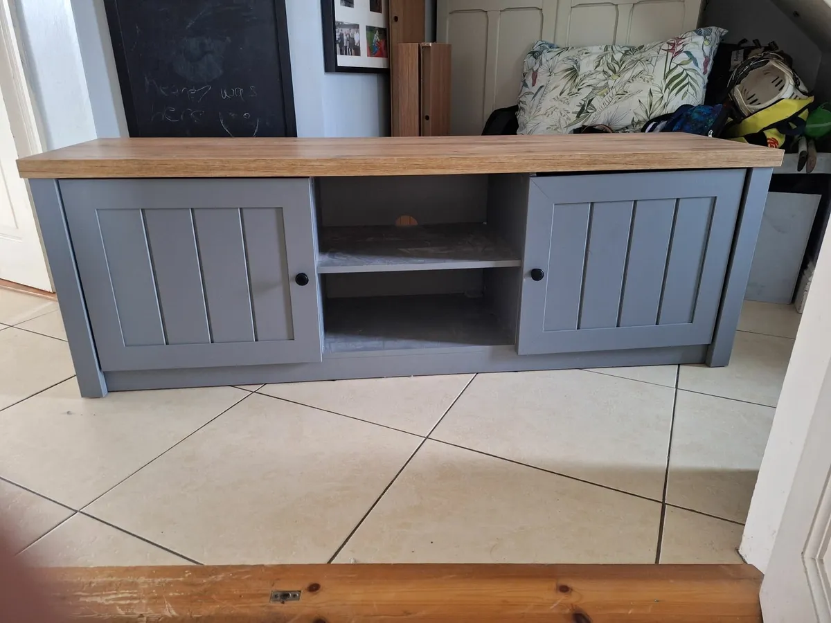 TV Stand - Image 2