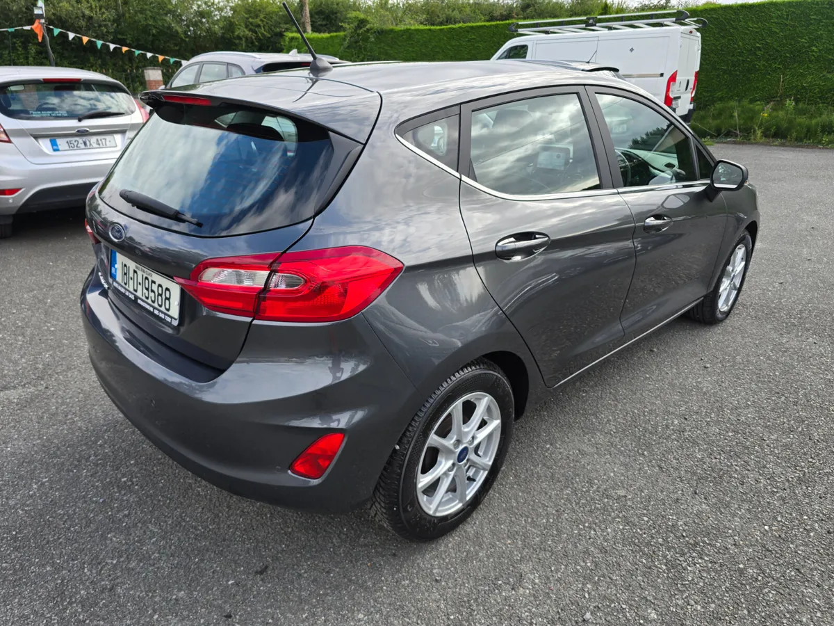 181 Ford Fiesta 1.1 Titanium Low Miles - Image 3