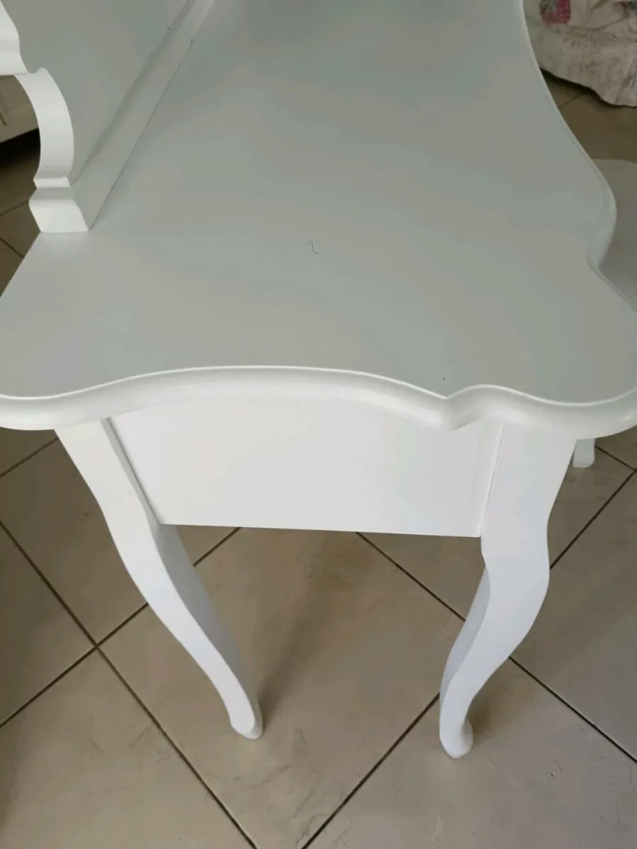 French style dressing table and stool - Image 3