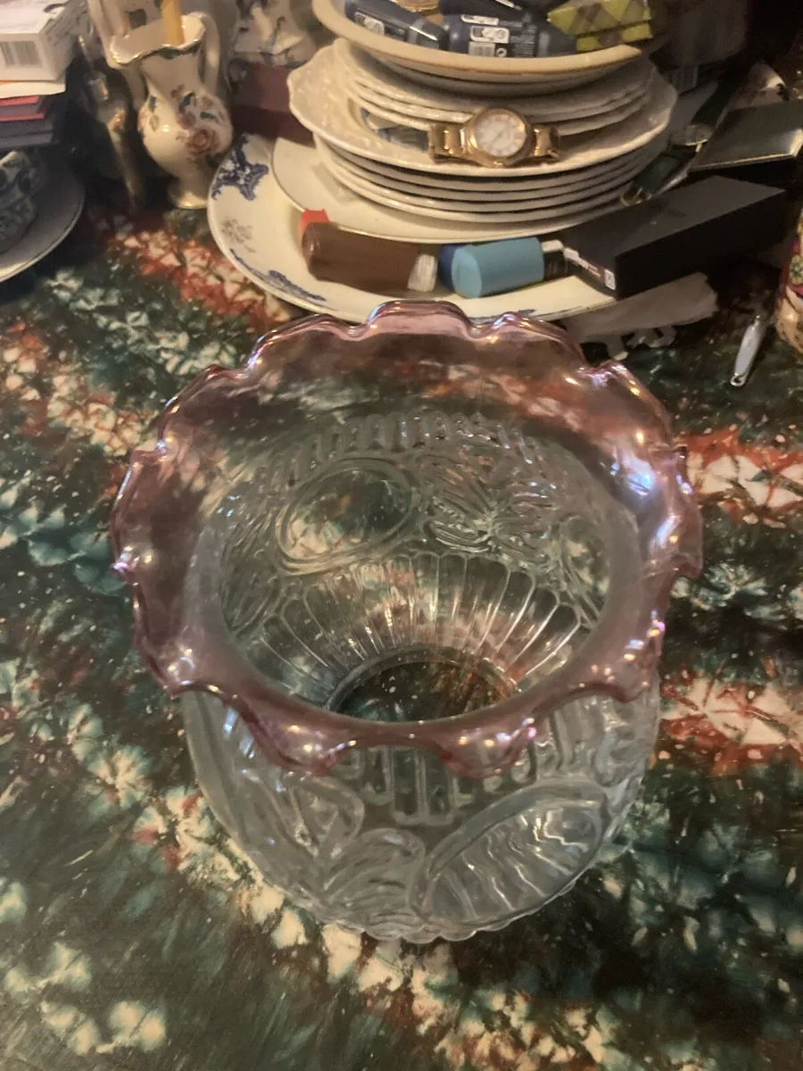Edwardian glass Globe oil lamp - Image 2