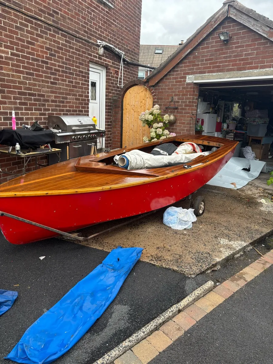Gp14 sailing boat - Image 2