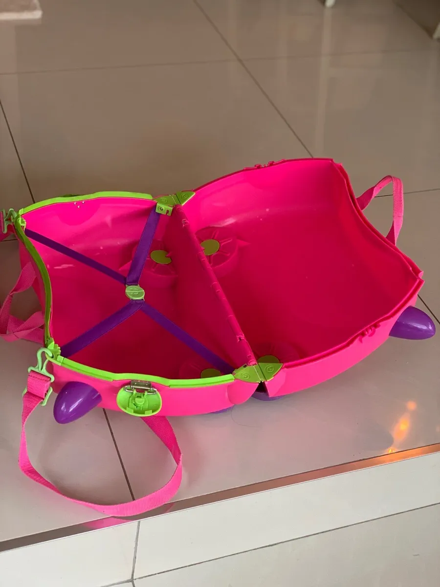 Children’s luggage - Image 2