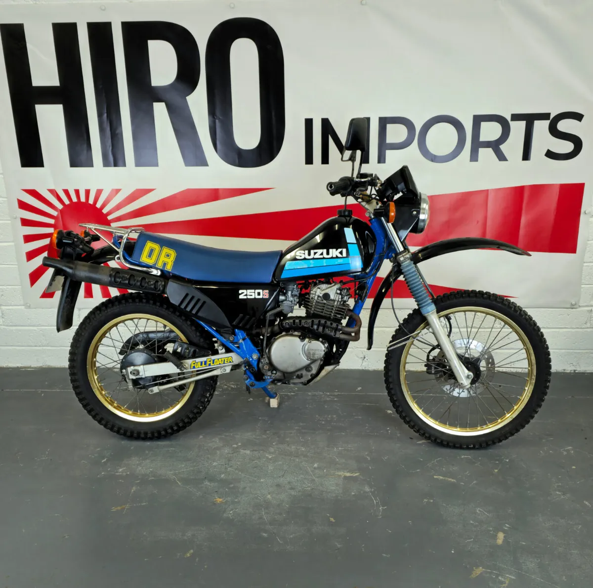 1986 Suzuki DR 250 S - Image 1