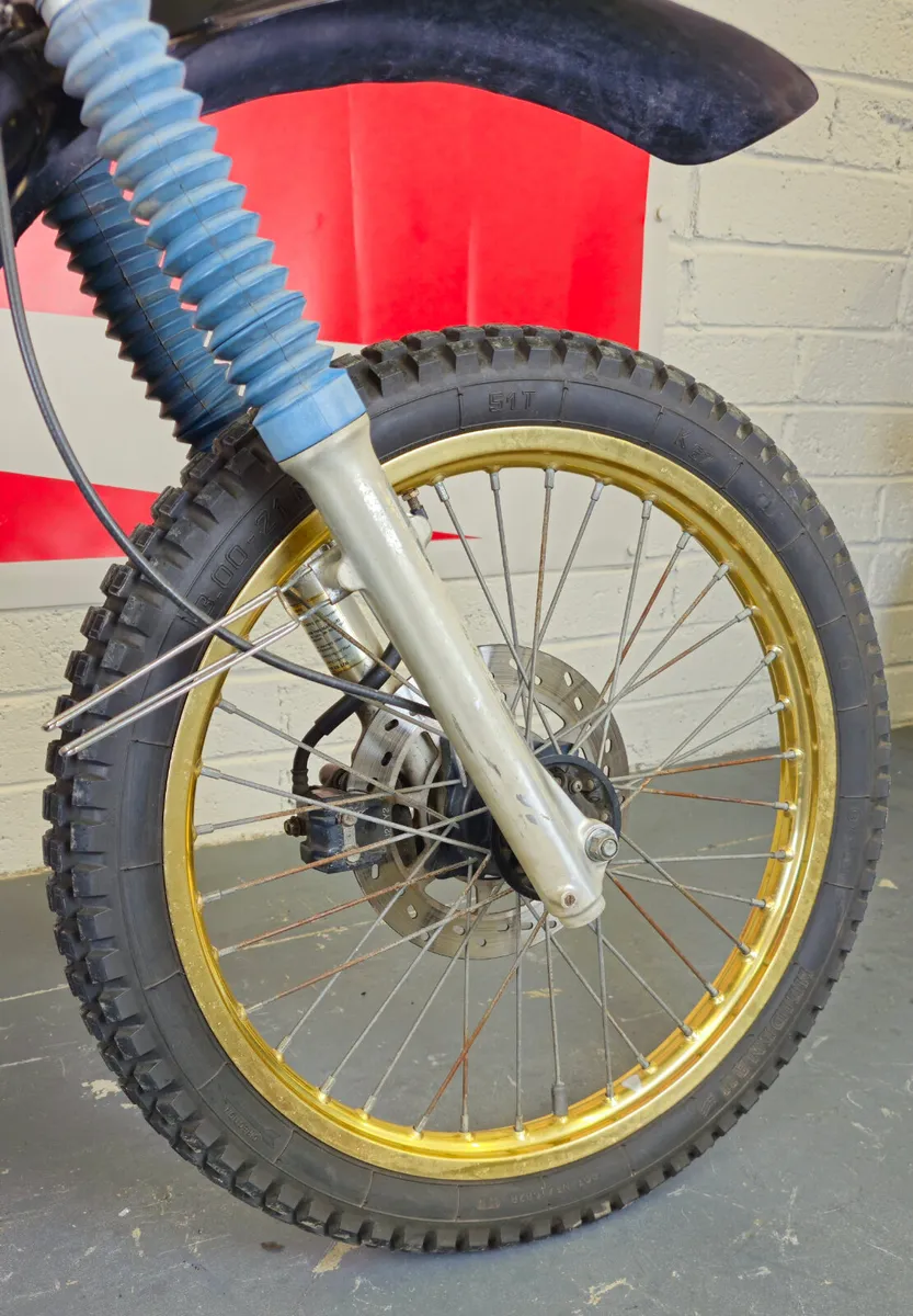 1986 Suzuki DR 250 S - Image 3