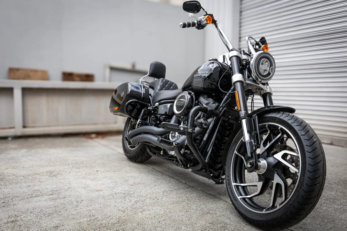 HARLEY DAVIDSON SPORT GLIDE 2022 - Image 4
