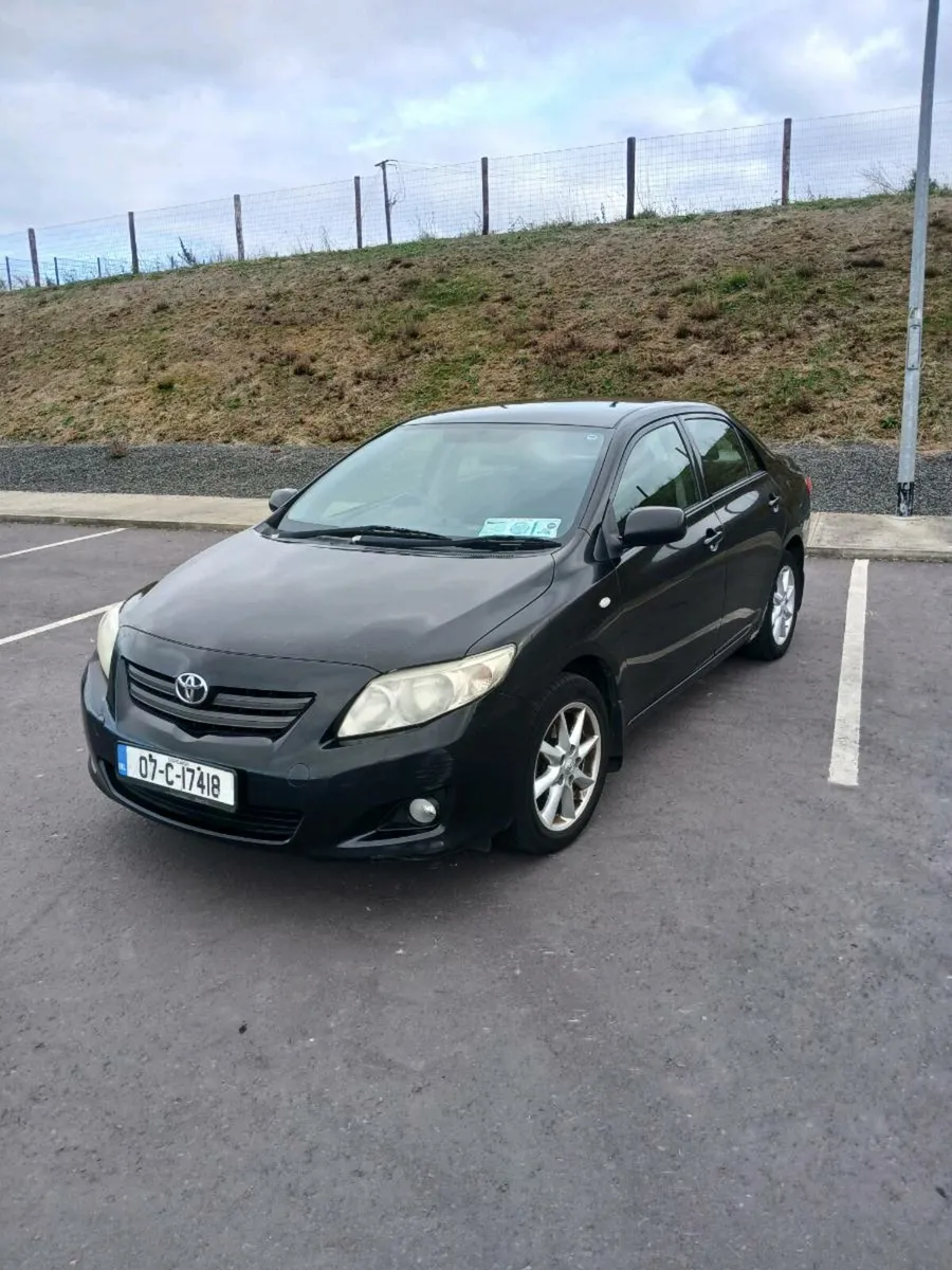 2007 toyota corolla - Image 2