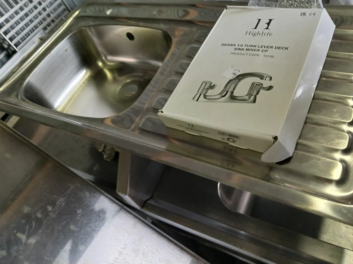 Staneless steel  sink unit/ & fittings  delivered - Image 3