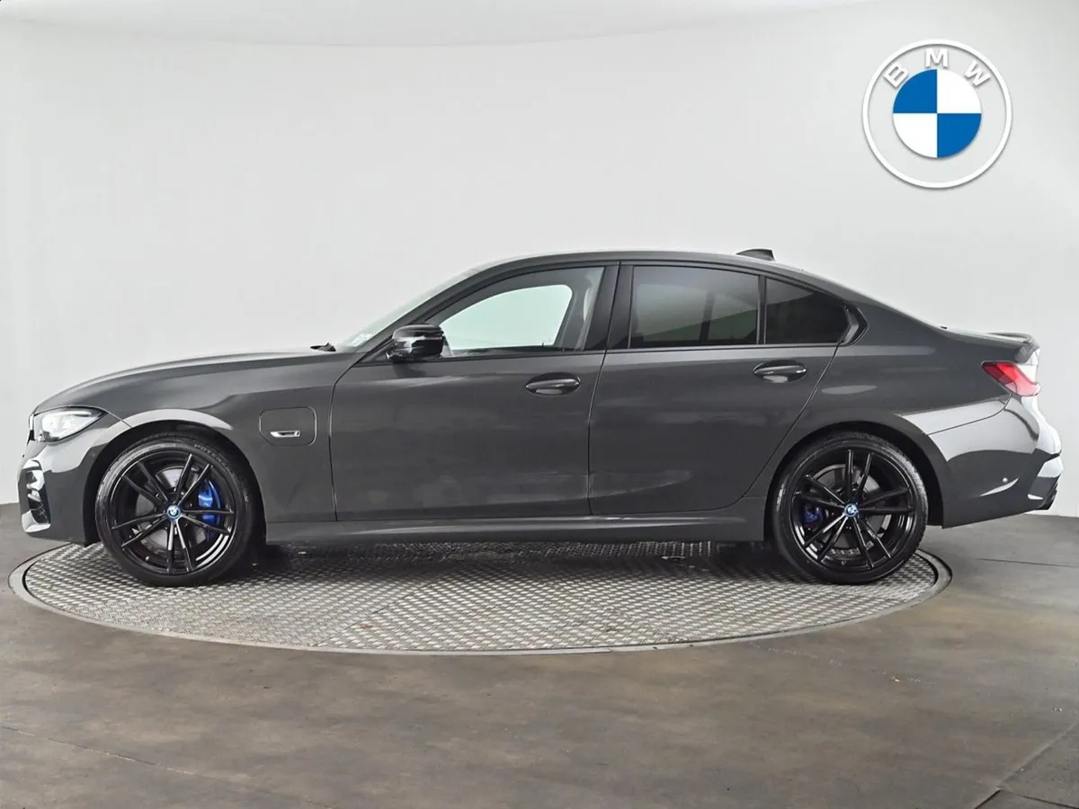BMW 3 Series 330e M Sport Pro Edition - Image 3