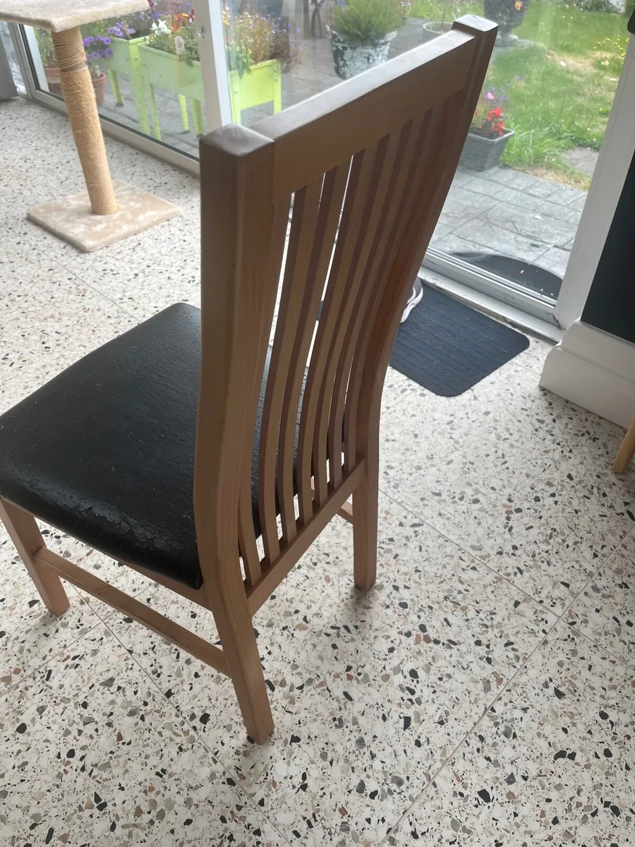 5ft  kitchen table and 5 chairs (some wear & tear) - Image 4