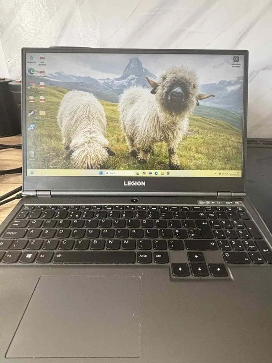 lenovo legion 5P (gaming laptop) - Image 2