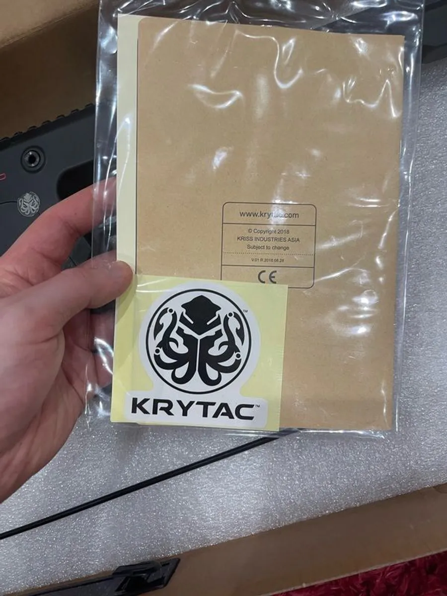Airsoft Krytac Official Kriss vector SMG - Image 4