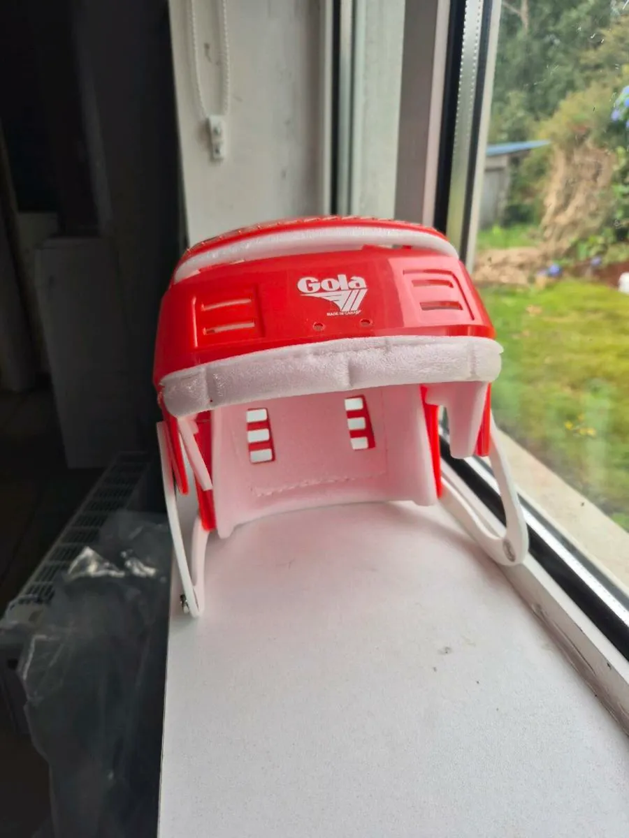 Gola Helmet - Image 3