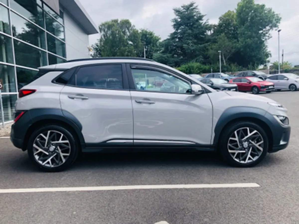Hyundai Kona Executive 1.6 Hybrid Automatic - Image 3