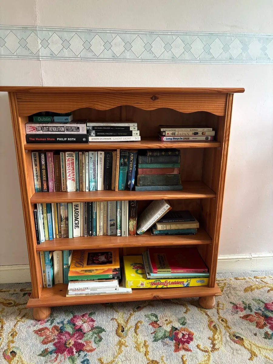 Pine bookcase - Image 1