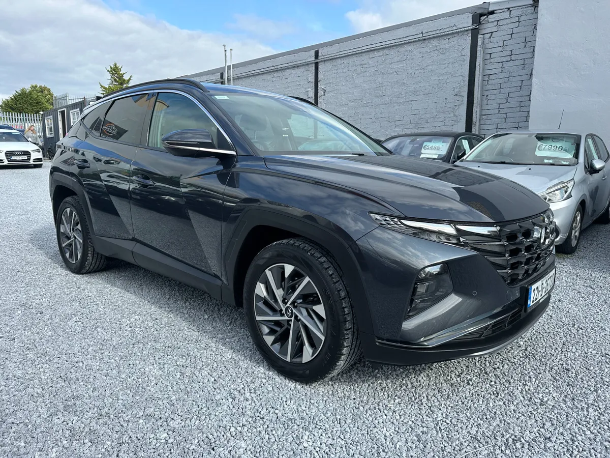 2022 (221) Hyundai Tucson 2WD Executive Plus - Image 1