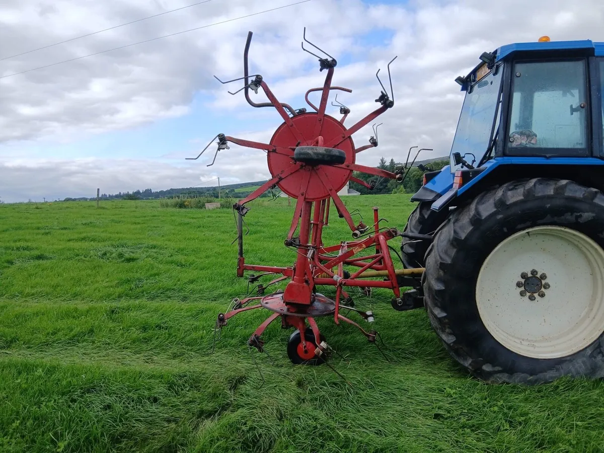Lely Lotus 600 Tedder - Image 1