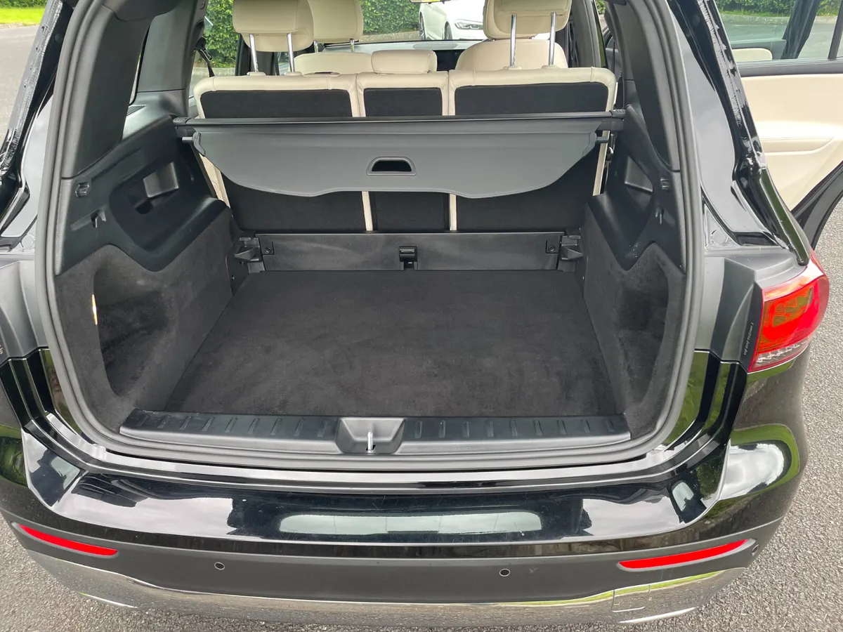 Mercedes-Benz GLB 2023 - Image 4