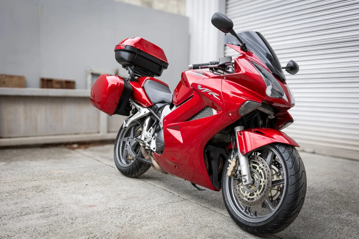 Honda VFR800 2008 - Image 3