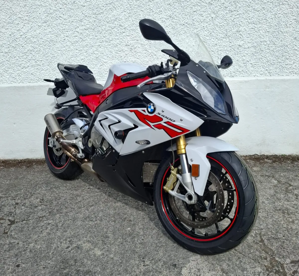 S1000RR x2 @ Doyles Athlone - Image 2