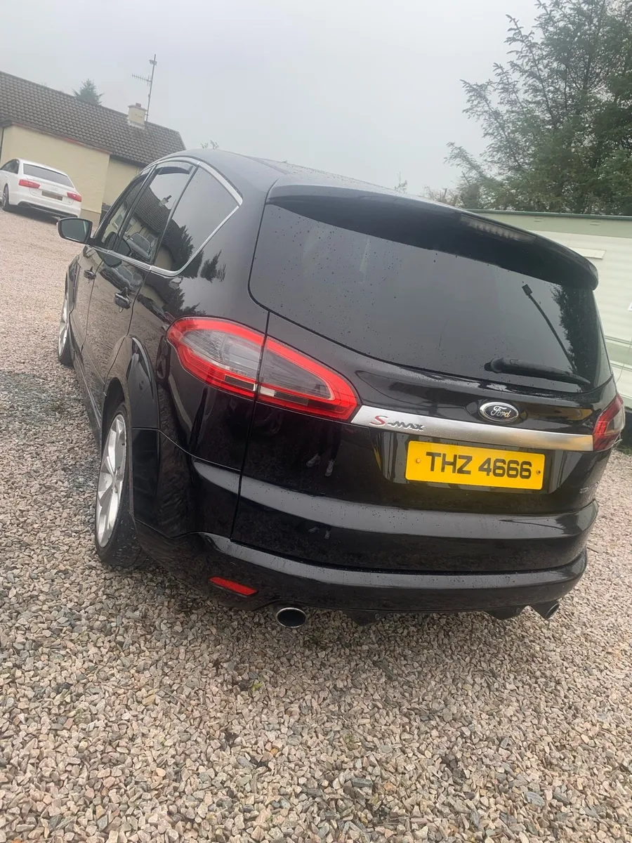 Ford Smax  Titanium x Sport - Image 4