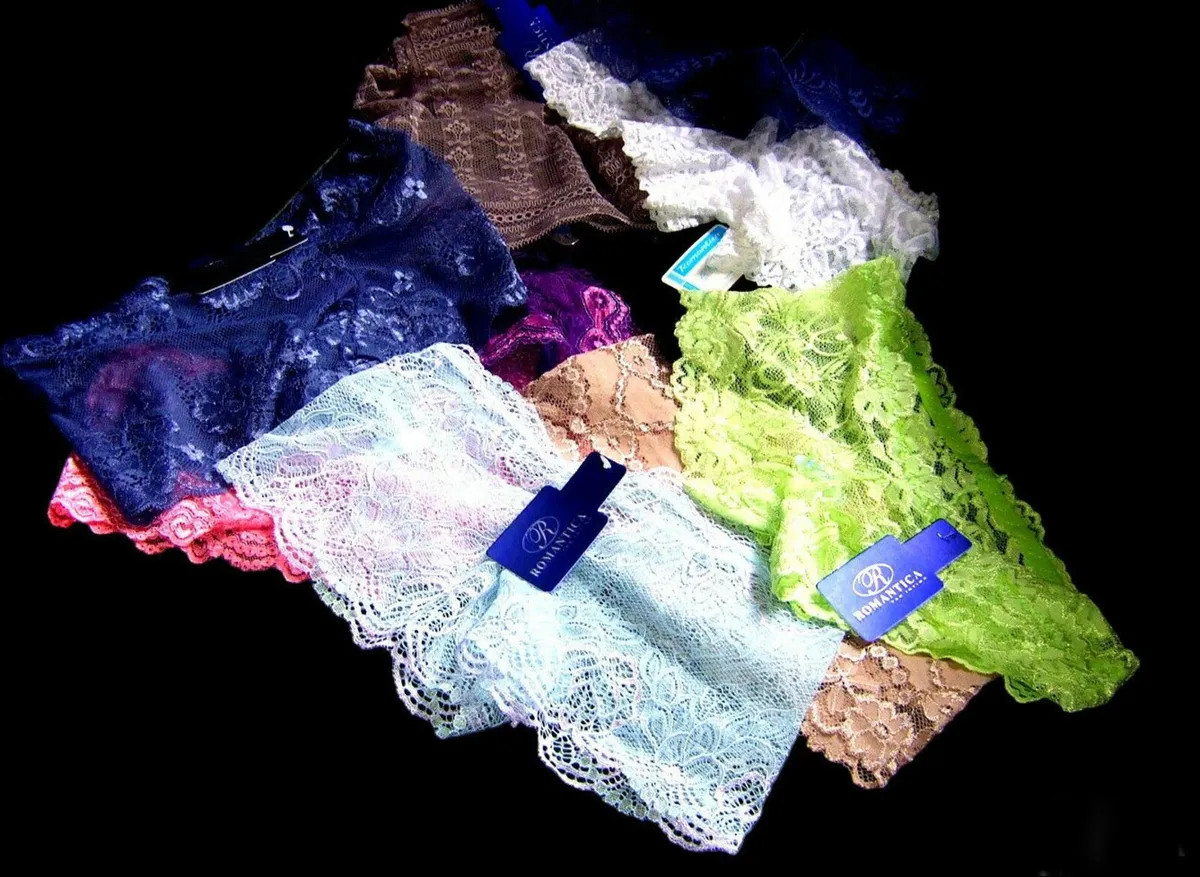 BNWT 7 Pairs Harrods Lace Shorts - Image 2